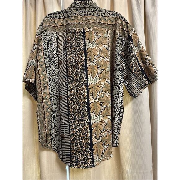 Prianka’s Womens Button Front Top Shirt 2X Multicolor Animal Print Short Sleeve - Picture 6 of 7